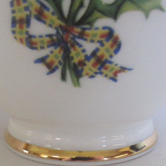 Royal Grafton Thistles and Tartan Tea Cup and Saucer, English Bone China, D1111 - Picture 5 of 8